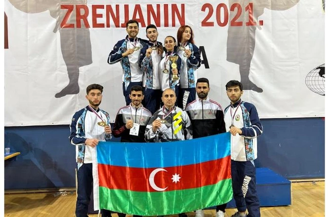 Karateçilərimiz Serbiya keçirilən dünya çempionatında tarixi uğur qazandılar — FOTOLAR