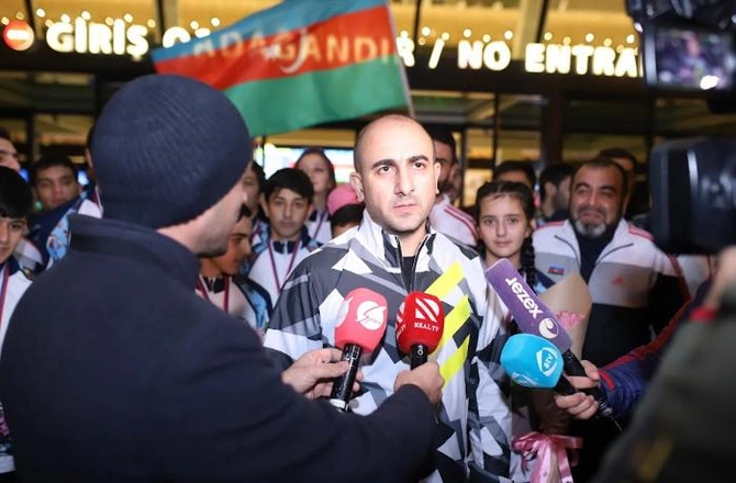 Karateçilərimiz Serbiya keçirilən dünya çempionatında tarixi uğur qazandılar — FOTOLAR