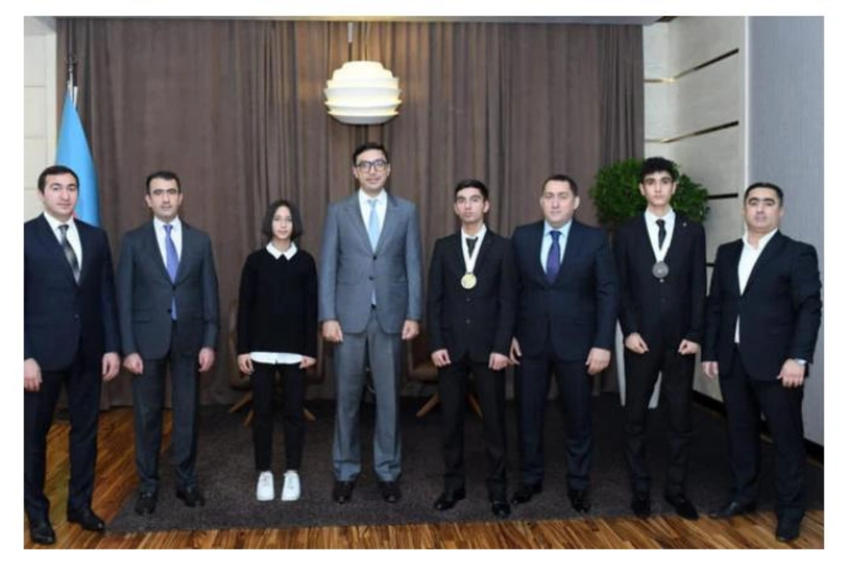 Nazir Avropa çempionlarını qəbul etdi