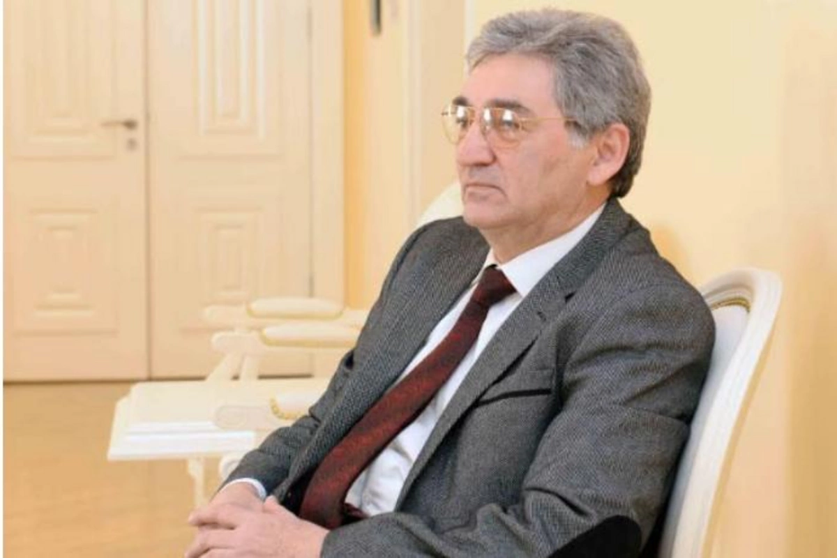 Baş nazir gənc diplomata necə “dərs” verdi?