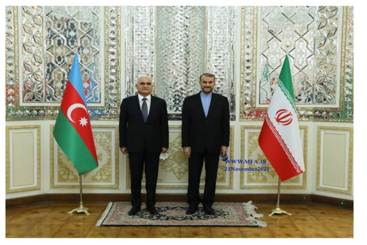Şahin Mustafayev İranın Xarici işlər naziri ilə görüşüb