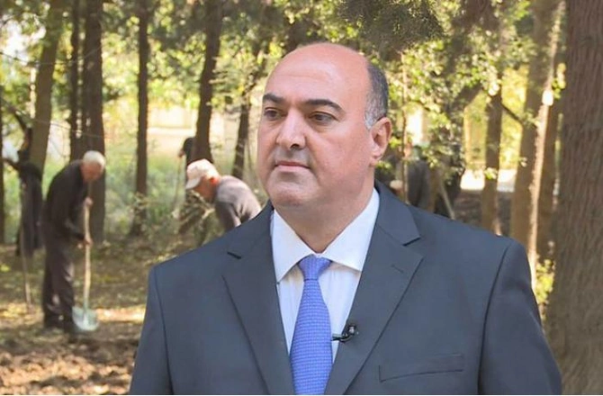 Ramiz Mehdiyev ələ keçirdiyi Nəbatat bağı ilə yerindəcə tanış oldu — Gerçək məqsədi haqda ŞOK DETALLAR Ramiz Mehdiyev ələ keçirdiyi Nəbatat bağı ilə yerindəcə tanış oldu — Gerçək məqsədi haqda ŞOK DETALLAR