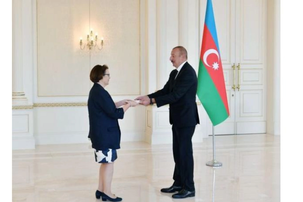 Prezident yeni təyin olunmuş səfirinin etimadnaməsini qəbul edib