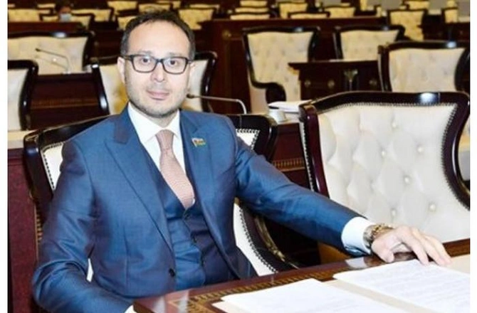 Pensiya yaşının aşağı salınması real görünmür — Deputat