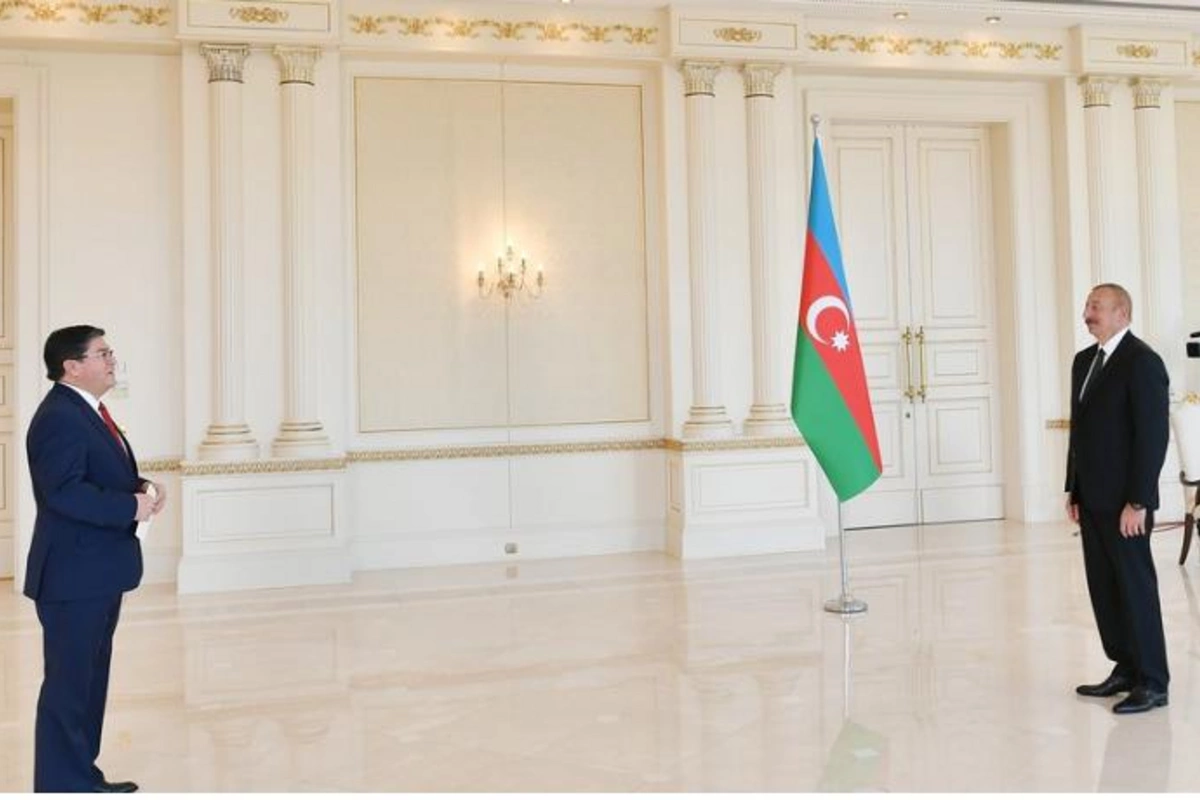 Prezident Çilinin yeni səfirinin etimadnaməsini qəbul etdi — YENİLƏNİB