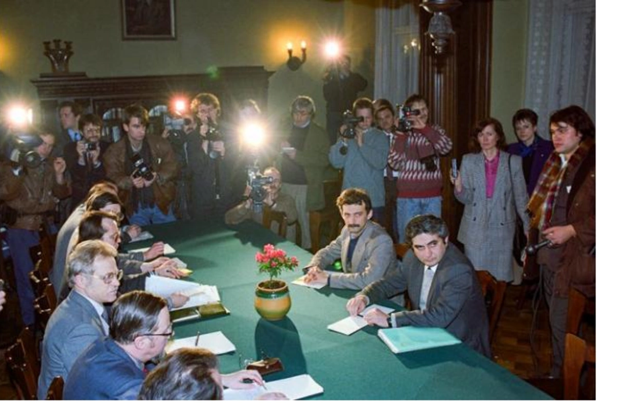 1990-cı ildə AXC və Ter-Petrosyan Riqada Qarabağla bağlı nələri müzakirə edib?