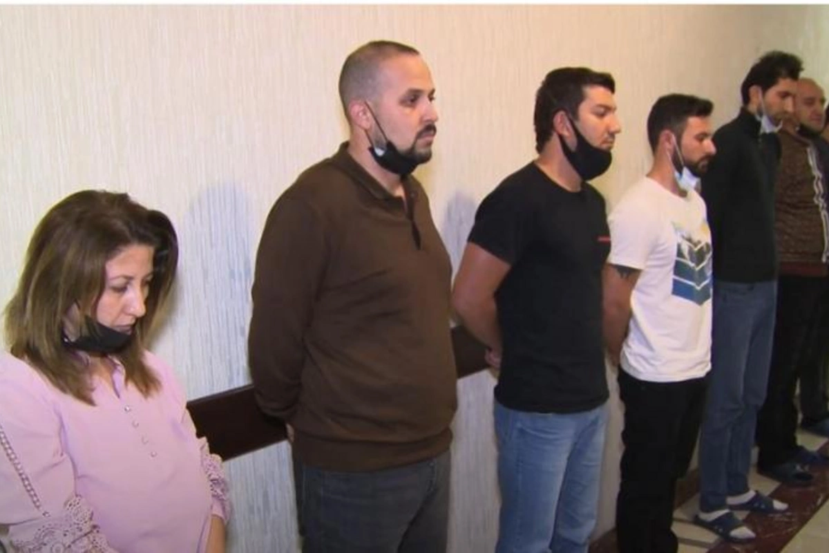 Maliyyə piramidası yaradaraq vətəndaşların pulunu ələ keçirən şəxslər saxlanıldı — VİDEO