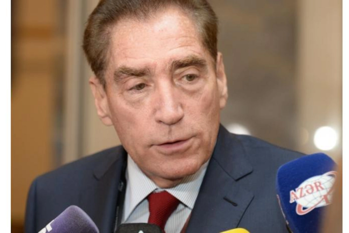 Petre Roman: Azad edilmiş ərazilərin bərpası üzrə planların tam reallaşdırılacağına əminəm
