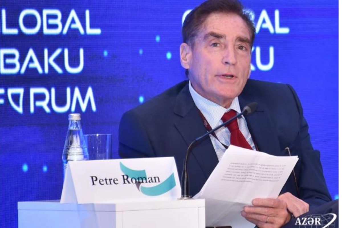 Petre Roman: Biz həlledici qüvvələri meydana çıxarmalıyıq və texnologiyaların dayanıqlı olması mühüm şərtdir