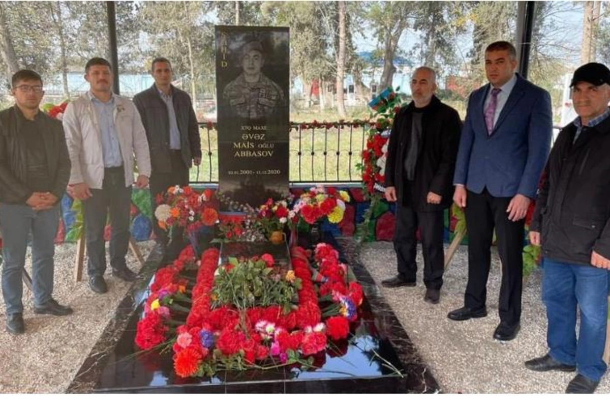Salyanda Vətən Müharibəsi şəhidinin məzarı ziyarət olundu — FOTOLAR