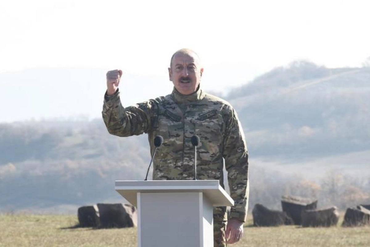 Ali Baş Komandan Şuşada hərbçilər qarşısında çıxış etdi — YENİLƏNİB