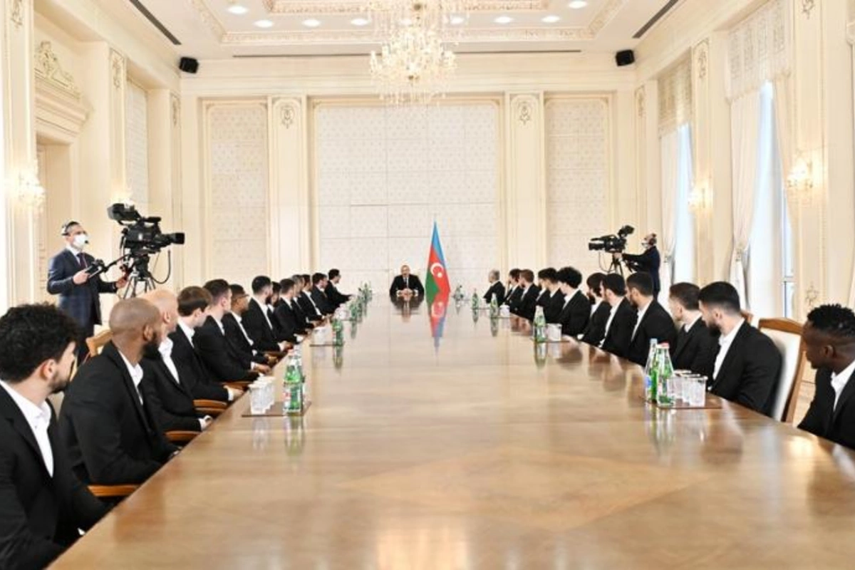Prezident: “Qarabağ” futbol klubu Azərbaycan futbolunun flaqman komandasıdır”