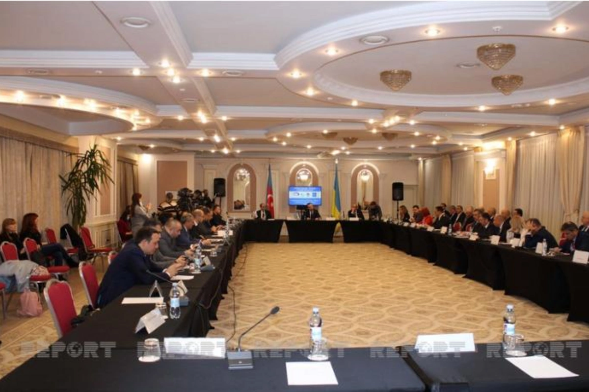 Ukraynada beynəlxalq dialoqda Azərbaycan dünyəvi nümunə kimi göstərildi — FOTOLAR