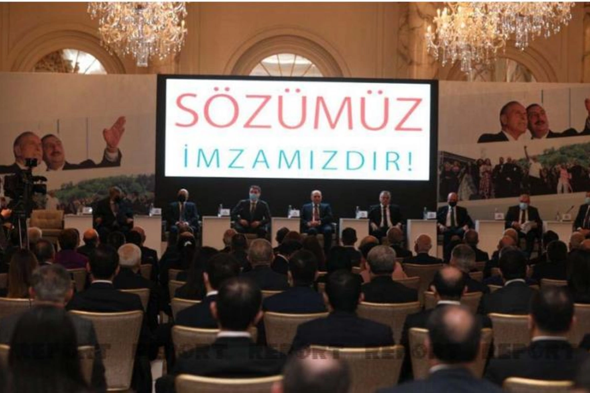 “Azərbaycanın inkişaf modeli: Dünən, bu gün və sabah” mövzusunda konfrans keçirildi — FOTOLAR