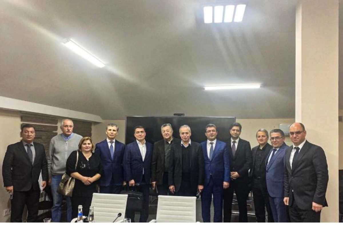 “Media haqqında” Qanun layihəsinin ictimai dinləmələri çərçivəsində növbəti müzakirə keçirildi