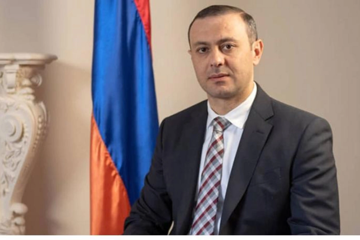 Qriqoryan Bakıya səfər etməyə hazır olduğunu bildirdi
