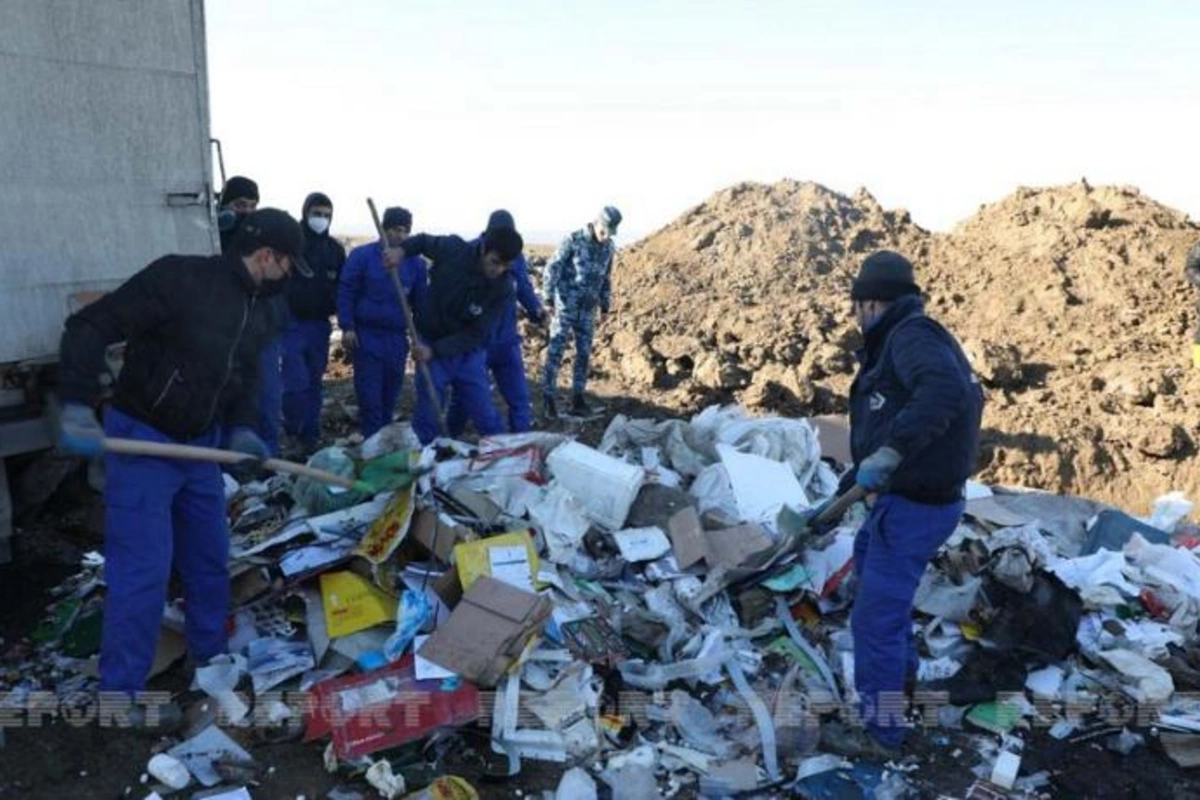 DGK Ermənistan istehsalı olan istifadəyə yararsız malları məhv etdi — FOTOLAR