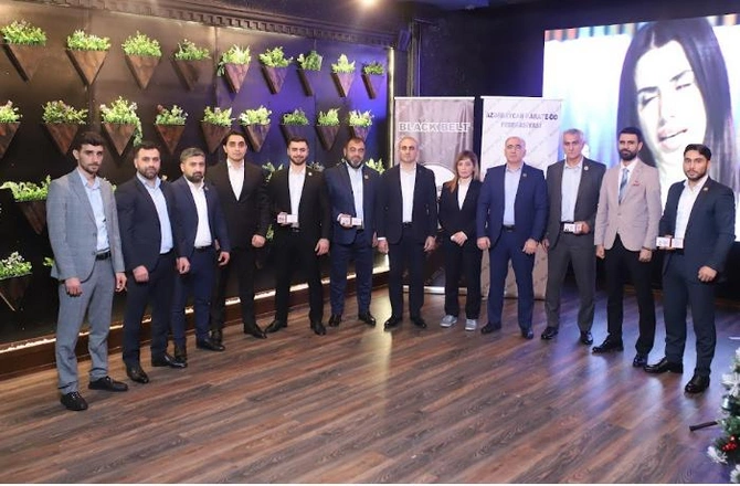 AKFA son beş ilin qaliblərini dəyərləndirdi, karateçiləri möhtəşəm tədbirlə sevindirdi — FOTOLAR AKFA son beş ilin qaliblərini dəyərləndirdi, karateçiləri möhtəşəm tədbirlə sevindirdi — FOTOLAR
