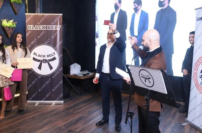 AKFA son beş ilin qaliblərini dəyərləndirdi, karateçiləri möhtəşəm tədbirlə sevindirdi — FOTOLAR AKFA son beş ilin qaliblərini dəyərləndirdi, karateçiləri möhtəşəm tədbirlə sevindirdi — FOTOLAR