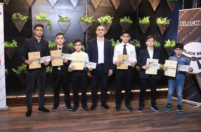 AKFA son beş ilin qaliblərini dəyərləndirdi, karateçiləri möhtəşəm tədbirlə sevindirdi — FOTOLAR AKFA son beş ilin qaliblərini dəyərləndirdi, karateçiləri möhtəşəm tədbirlə sevindirdi — FOTOLAR