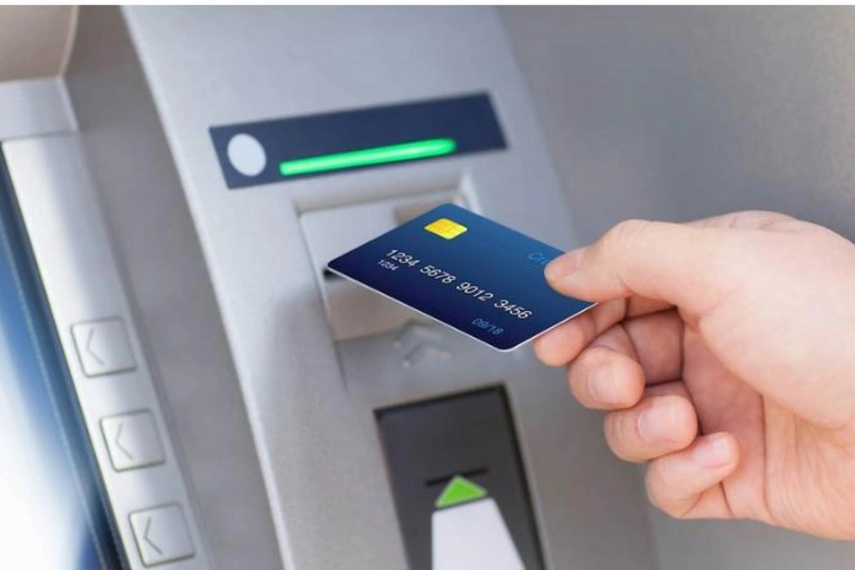 Bank kartından 6 minlik oğurluq: Şübhəlilər saxlanıldı