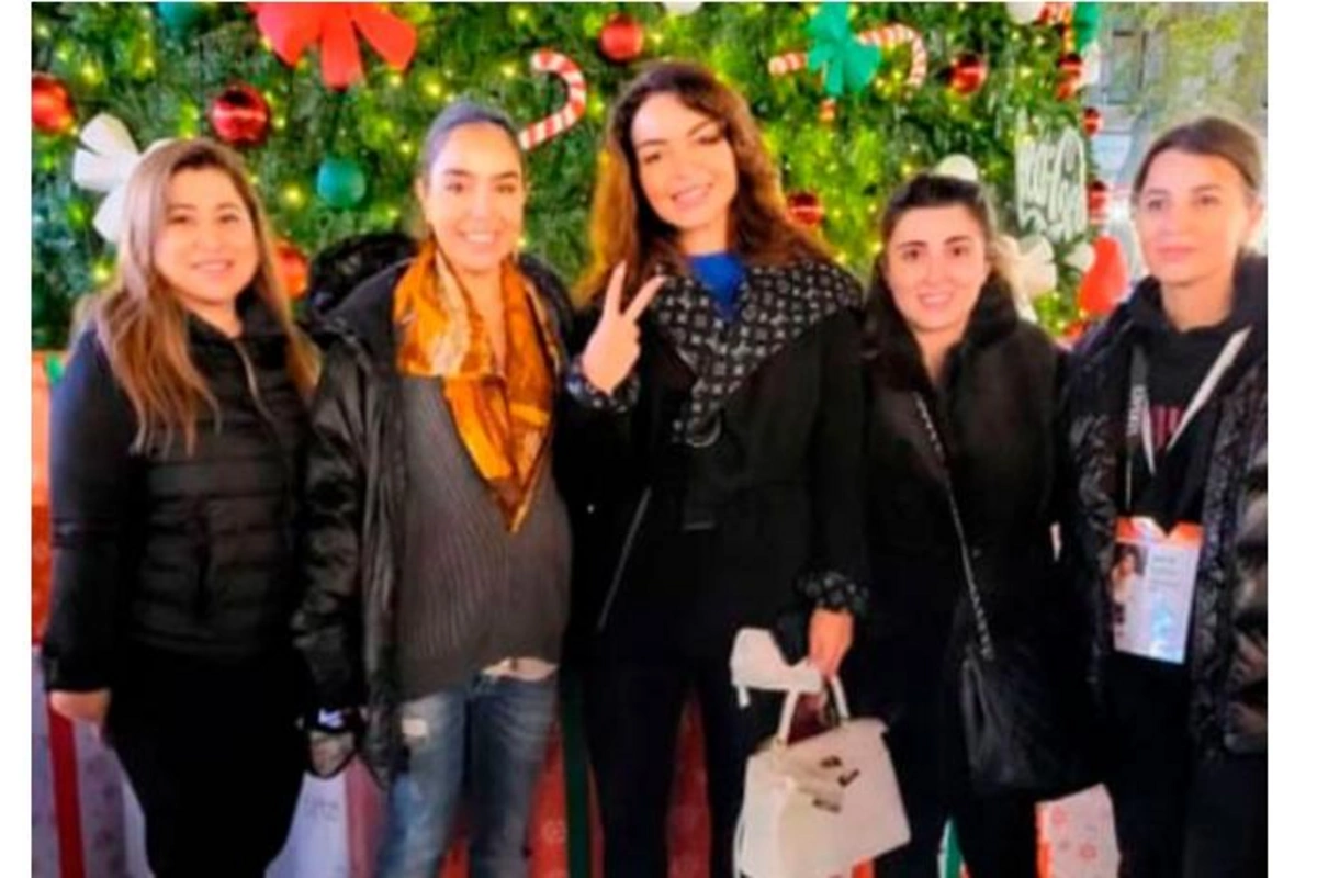 Leyla Əliyeva “Soyuq əllər, isti ürək” yarmarkasında — FOTO