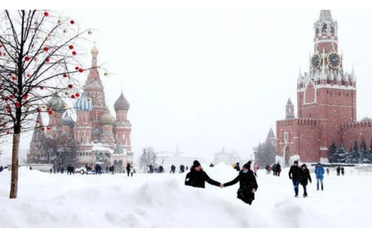 Moskvaya son 72 ilin ən güclü qarı yağdı