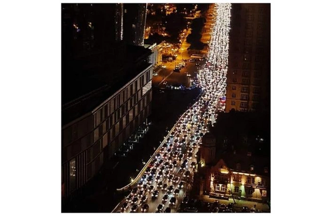 Bakının mərkəzində dəhşətli tıxac — FOTO