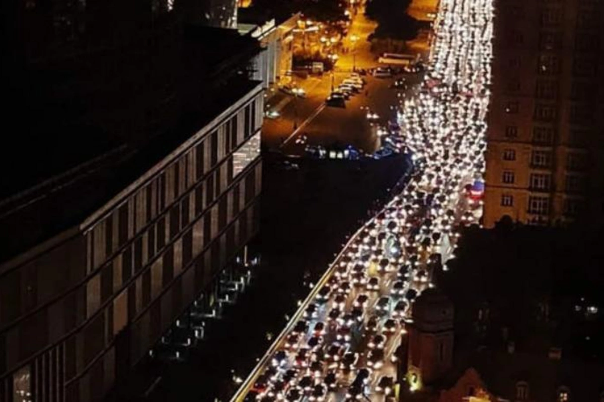Bakının mərkəzində dəhşətli tıxac — FOTO