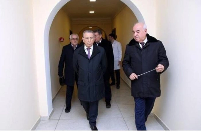 Ramiz Mehdiyevin “qara kassir”i — Elton Məmmədov dövlətdən oğurladığı milyonları necə qorumağa çalışır? Ramiz Mehdiyevin “qara kassir”i — Elton Məmmədov dövlətdən oğurladığı milyonları necə qorumağa çalışır?