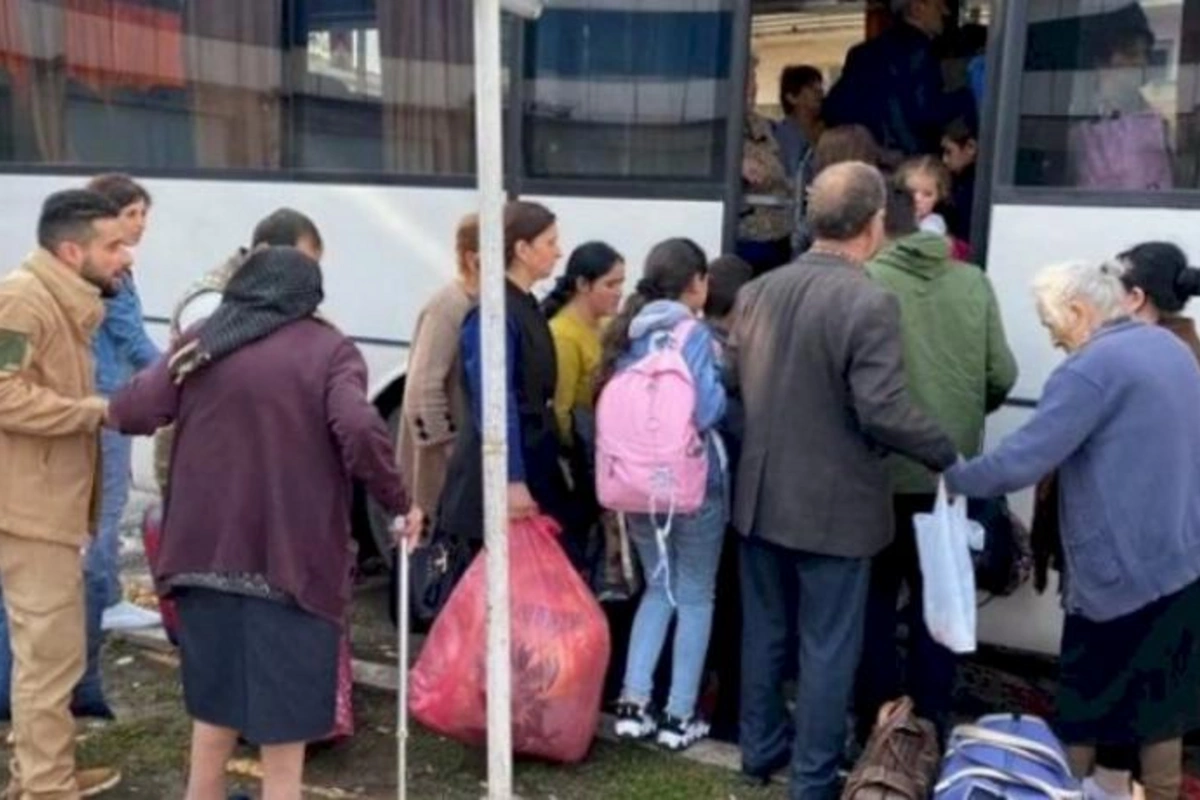 Dünəndən Xankəndindəki erməni silahlı qüvvələrinin çıxarılması başlanılıb — AÇIQLAMA