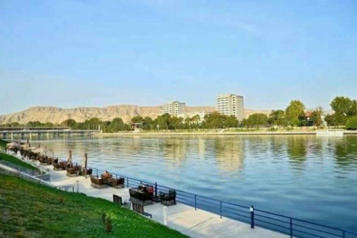 Mingəçevirdə qadın özünü Kürə atdı