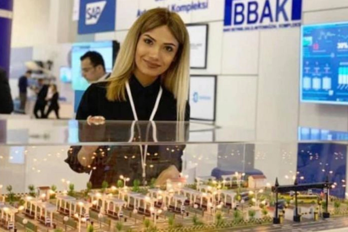 Daha bir qurumun mətbuat katibi işindən ayrıldı