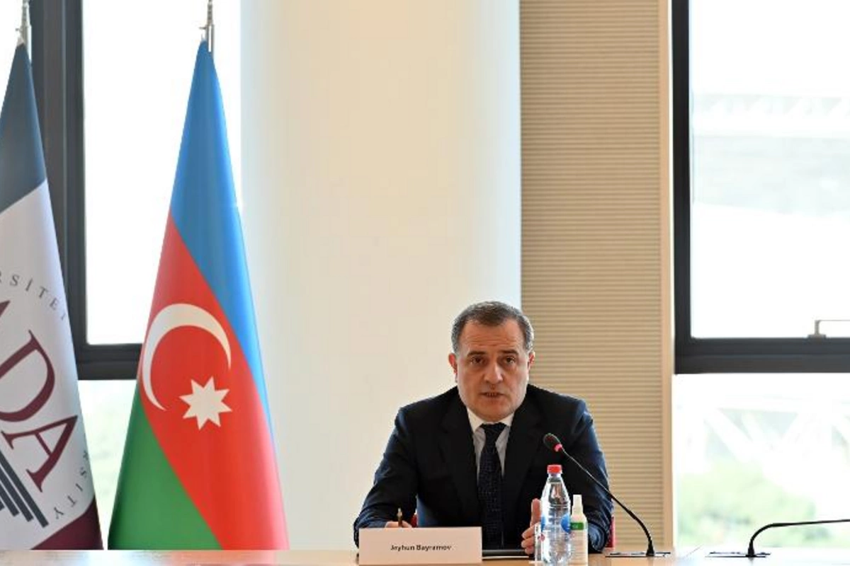 Ceyhun Bayramov fransızlara Ermənistanın cinayətlərindən danışdı