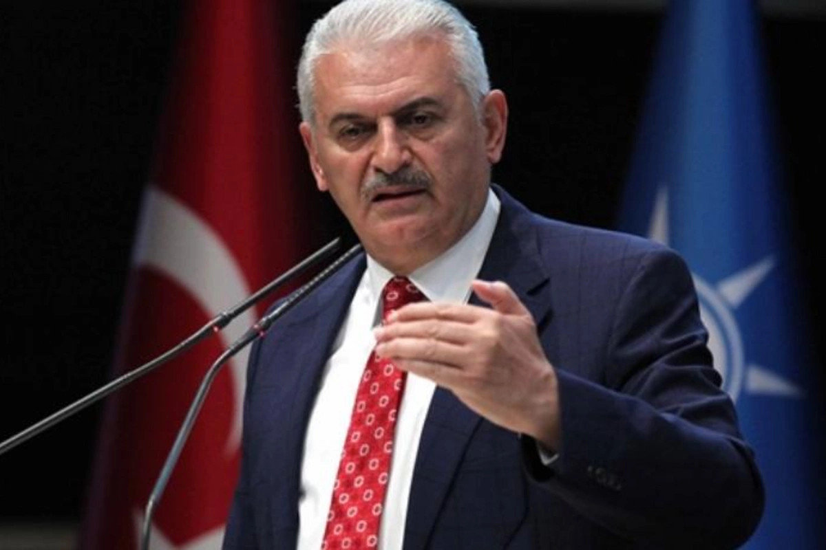 Binəli İldırım: “Vaxtı ilə Azərbayacana 4 helikopter göndərə bilmədik”