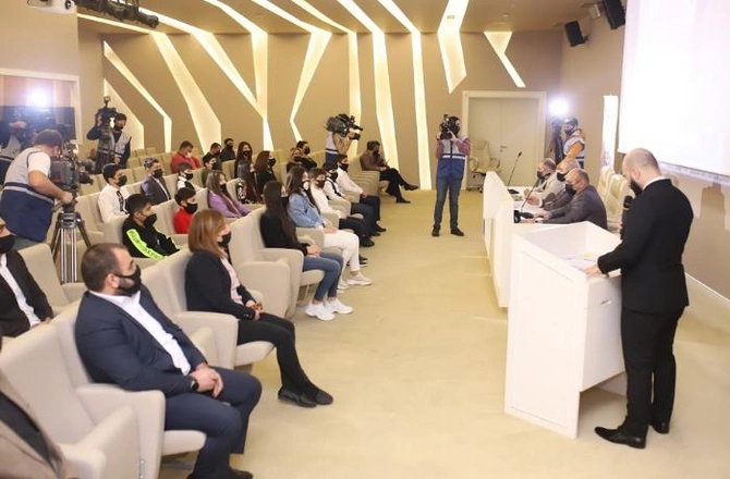 Çak Norris, Ceki Çan və Van Dammın Bakıya gəlişi gözlənilir — Karatenin yekun tədbirində ŞOK SÜRPRİZ