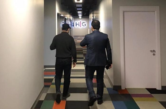 “Haber Qlobal”: Bir millət, iki dövlətin tək mediası...(FOTOLAR) “Haber Qlobal”: Bir millət, iki dövlətin tək mediası...(FOTOLAR)