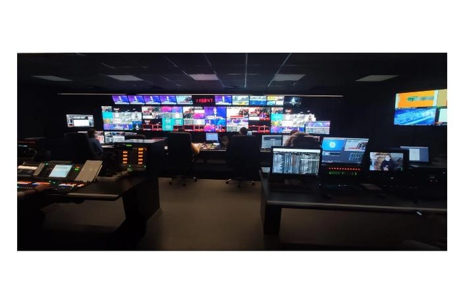 “Haber Qlobal”: Bir millət, iki dövlətin tək mediası...(FOTOLAR) “Haber Qlobal”: Bir millət, iki dövlətin tək mediası...(FOTOLAR)