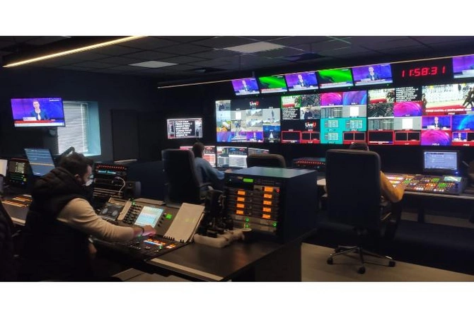 “Haber Qlobal”: Bir millət, iki dövlətin tək mediası...(FOTOLAR) “Haber Qlobal”: Bir millət, iki dövlətin tək mediası...(FOTOLAR)