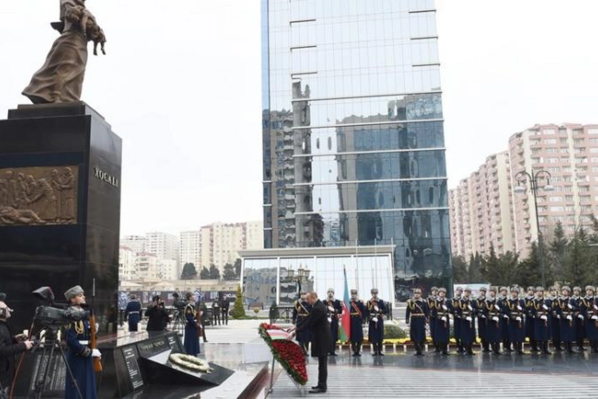 Prezident “Ana harayı” abidəsini ziyarət etdi