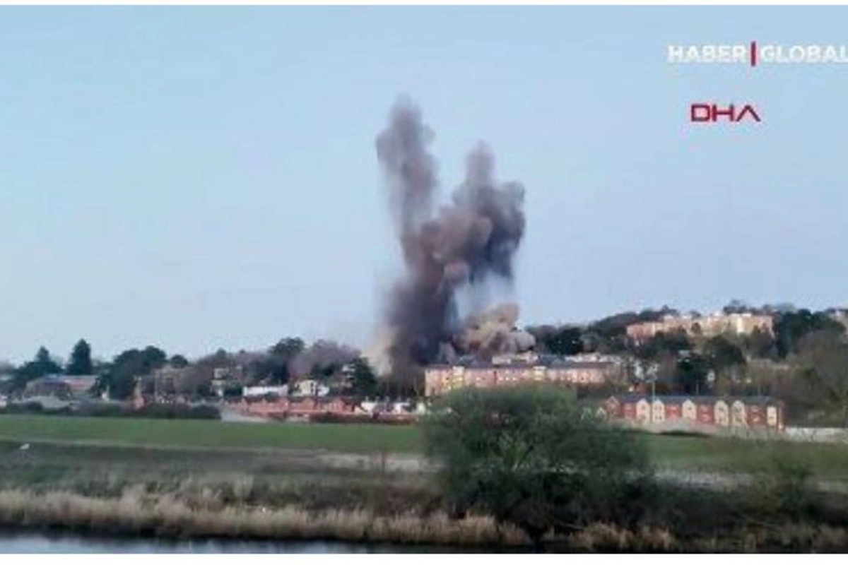 Britaniyada II Dünya müharibəsindən qalmış bomba partladıldı — ANBAAN VİDEO