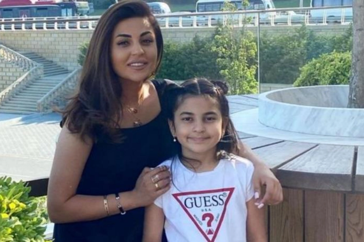 Gülay Zeynallı: Qızım deyir ki, ana, səsin başıma düşür — VİDEO