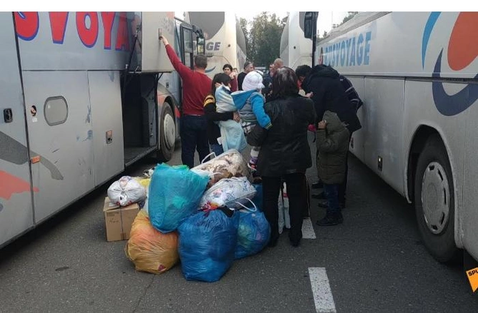Demokrat.az-ın xəbəri Xankəndidəki erməniləri ayıltdı — Onlar Azərbaycana sığınmaqda israrlıdır Demokrat.az-ın xəbəri Xankəndidəki erməniləri ayıltdı — Onlar Azərbaycana sığınmaqda israrlıdır