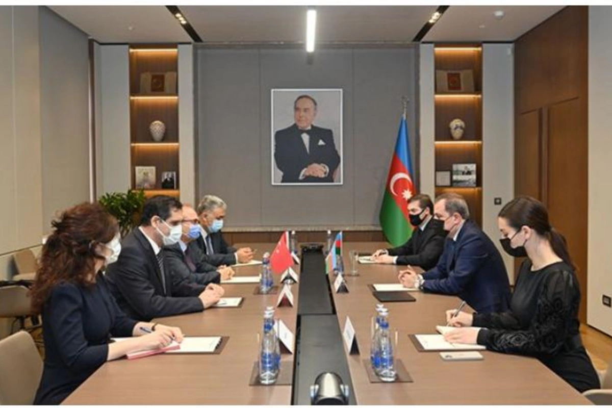 Ceyhun Bayramov Birol Akgünlə görüşdü