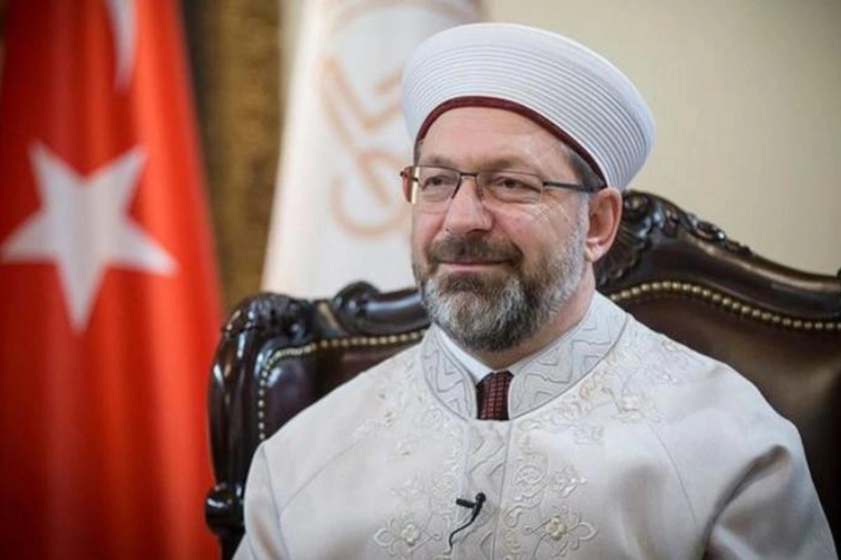 Türkiyəli nazir koronavirusa yoluxdu