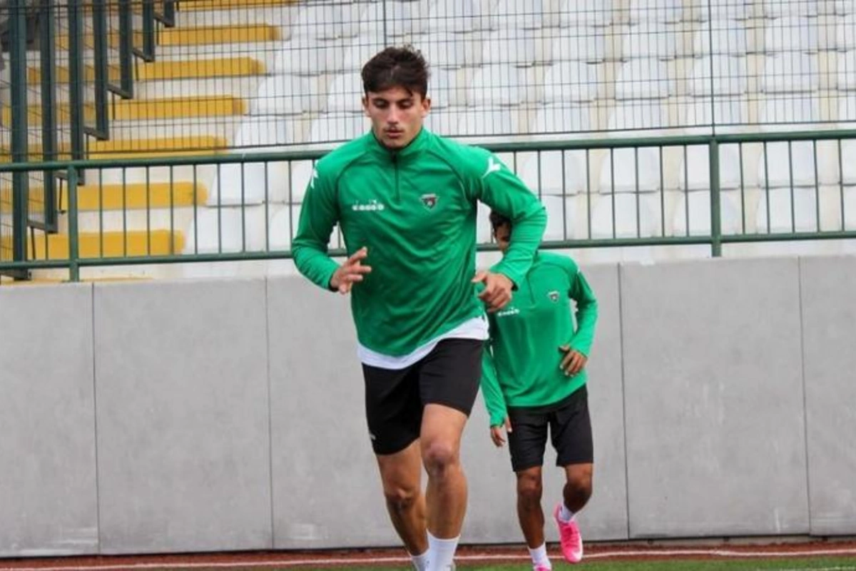 Türkiyəli futbolçu millimizə dəvət aldı