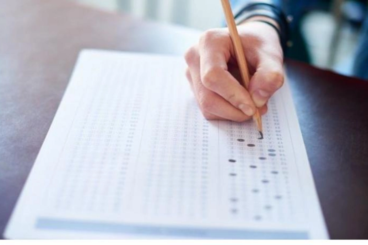 Üç yüzdən çox iddiaçı xarici dillər üzrə fəlsəfə doktoru imtahanı verib — YENİLƏNİB