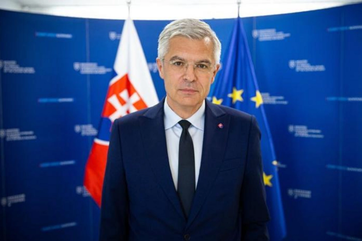 Slovakiya XİN başçısı Azərbaycana gəlir