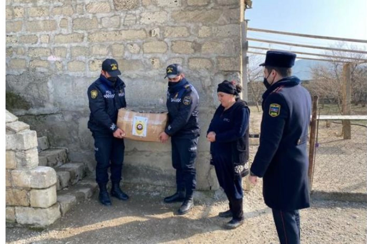 Xızıda şəhid ailələrinə bayram sovqatı aparıldı — FOTO