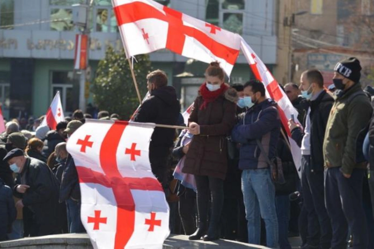 Gürcüstan müxalifəti fasiləsiz etiraz aksiyaları elan etdi